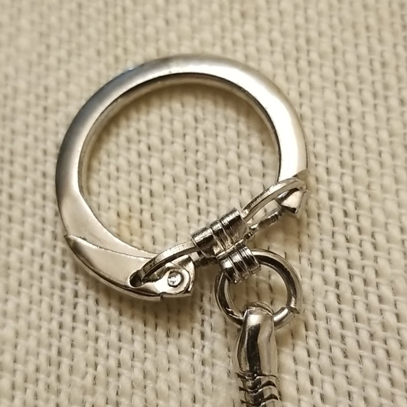 Vintage Spacecraft/Space Lab Keychain - Picture 3 of 6